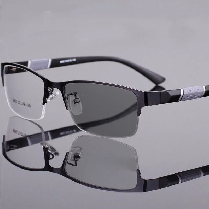 Outdoor Color Changing Photochromic Myopia Glasses